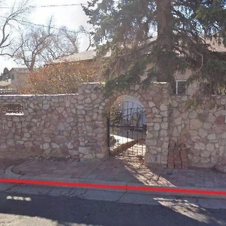 Your Home In Colorado Springs Bagian luar foto