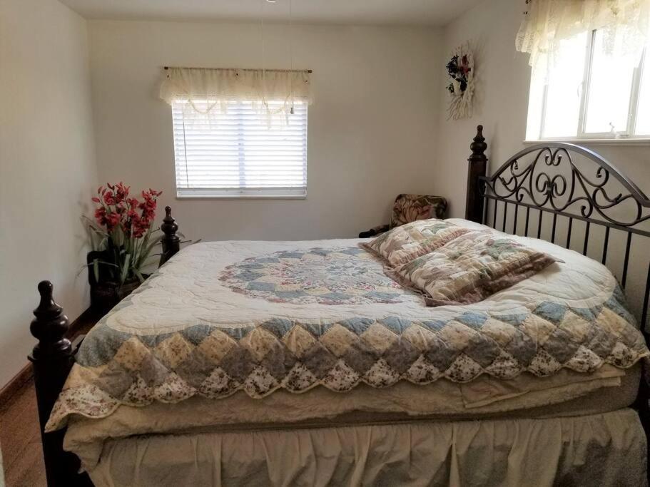 Your Home In Colorado Springs Bagian luar foto
